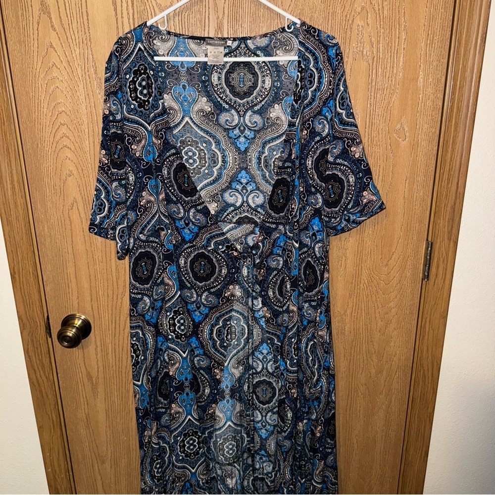 EARTHBOUND Blue and Black Paisley